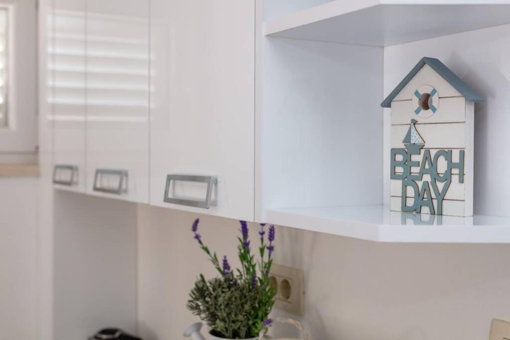Seaview Apartment Sparkle Iskra - Povlja, Brac Povlja  Ngoại thất bức ảnh